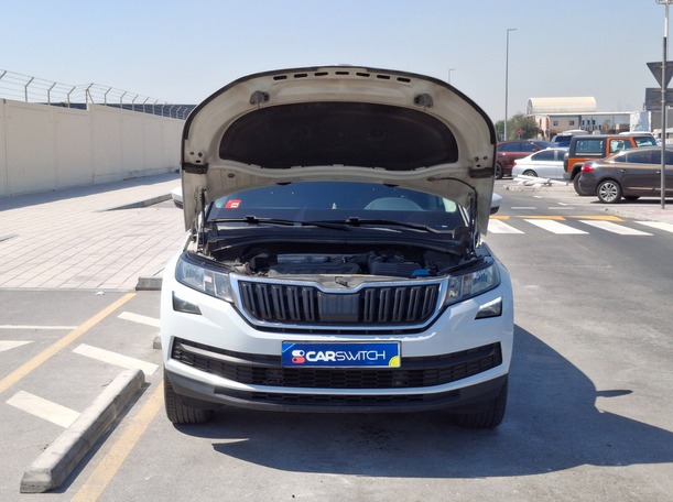 Car image 26