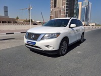 Used 2014 Nissan Pathfinder for sale in Sharjah