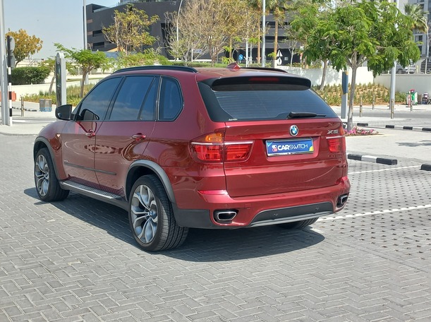 Car image 7