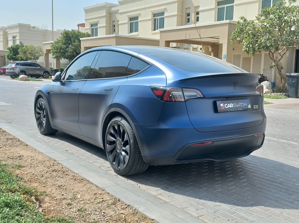 Car image 7