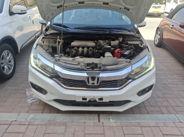 Car image 22