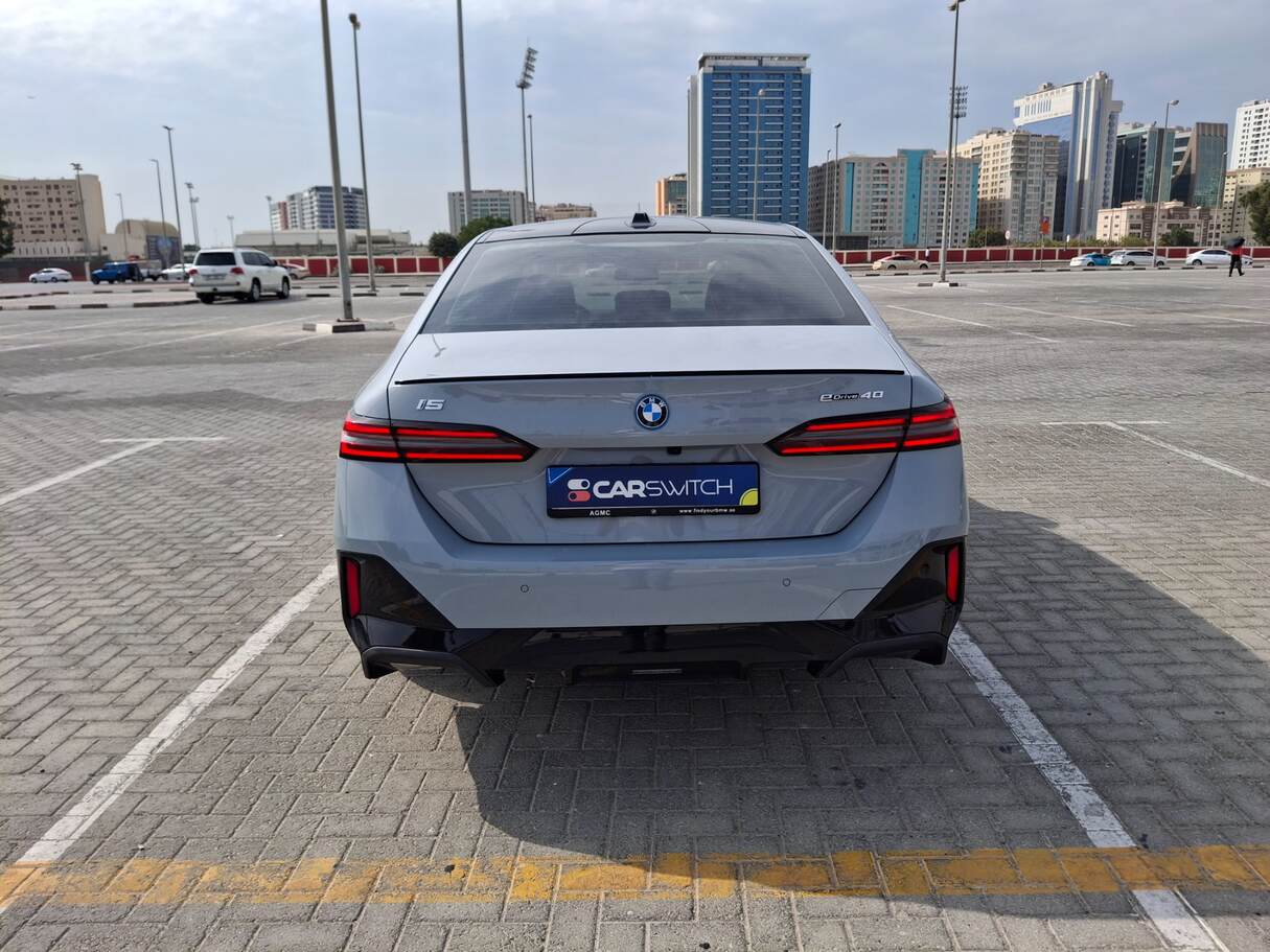 Car image 6