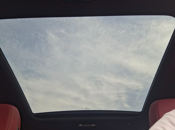 Car image 29
