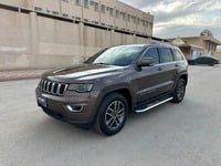 Used 2019 Jeep Grand Cherokee for sale in Riyadh