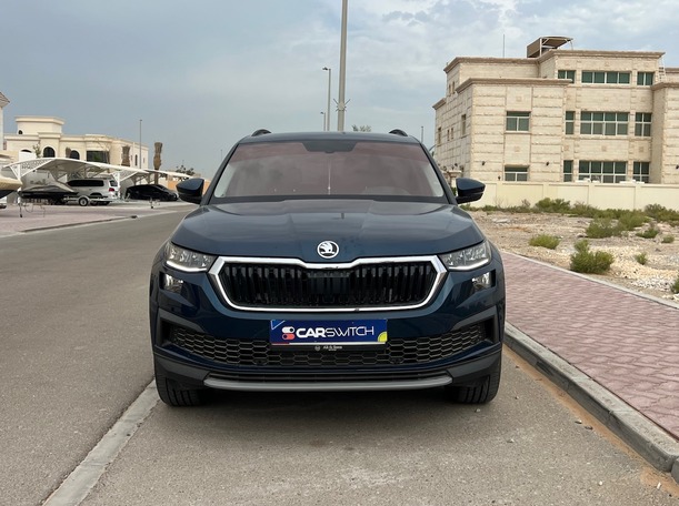 Car image 2