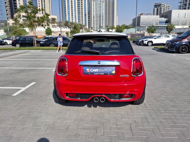 Car image 6