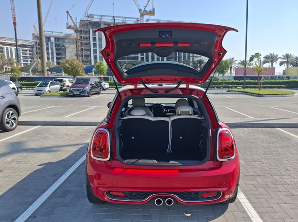 Car image 21