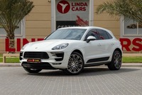 Used 2015 Porsche Macan S for sale in Dubai