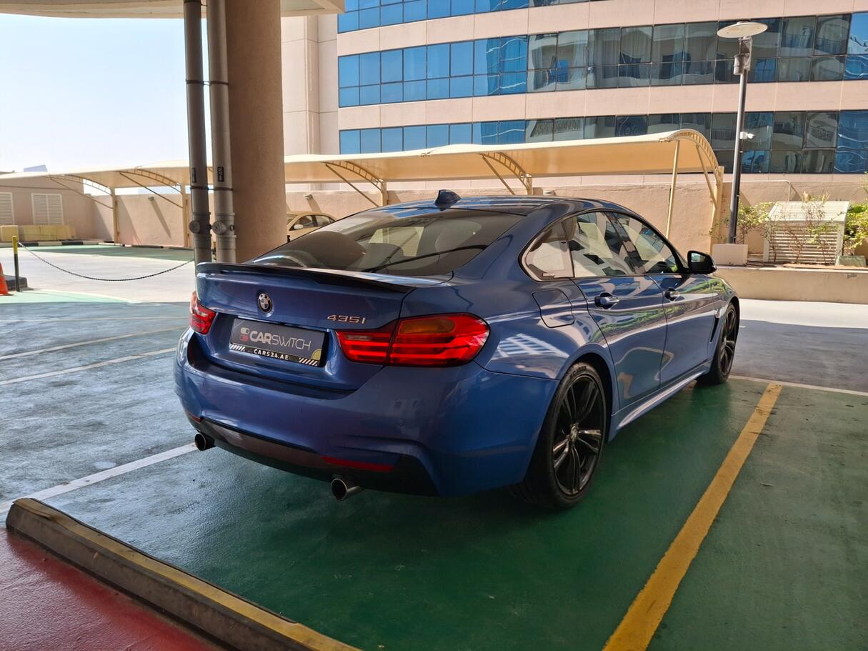 Car image 5