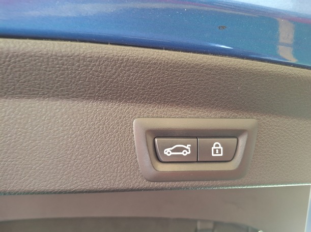 Car image 33