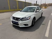 Used 2017 Nissan Altima for sale in Riyadh