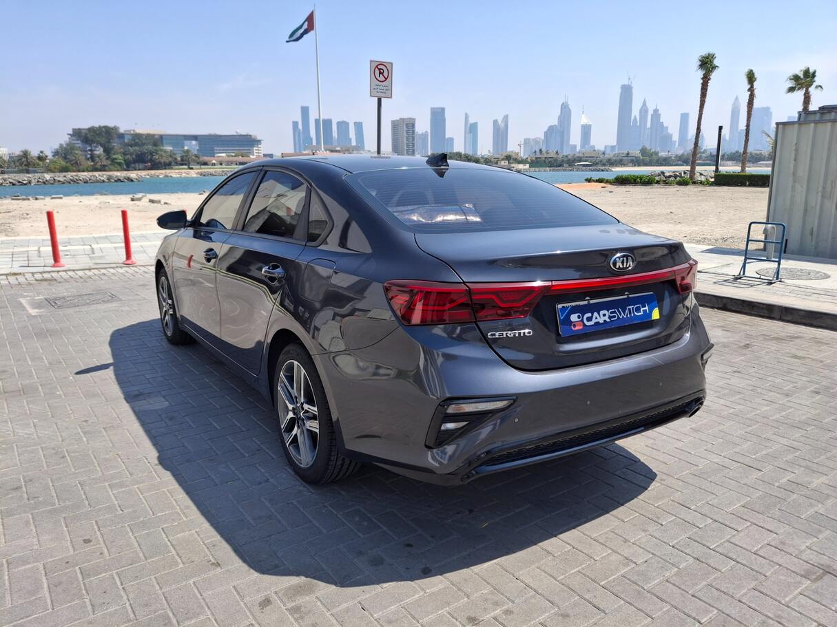 Car image 7
