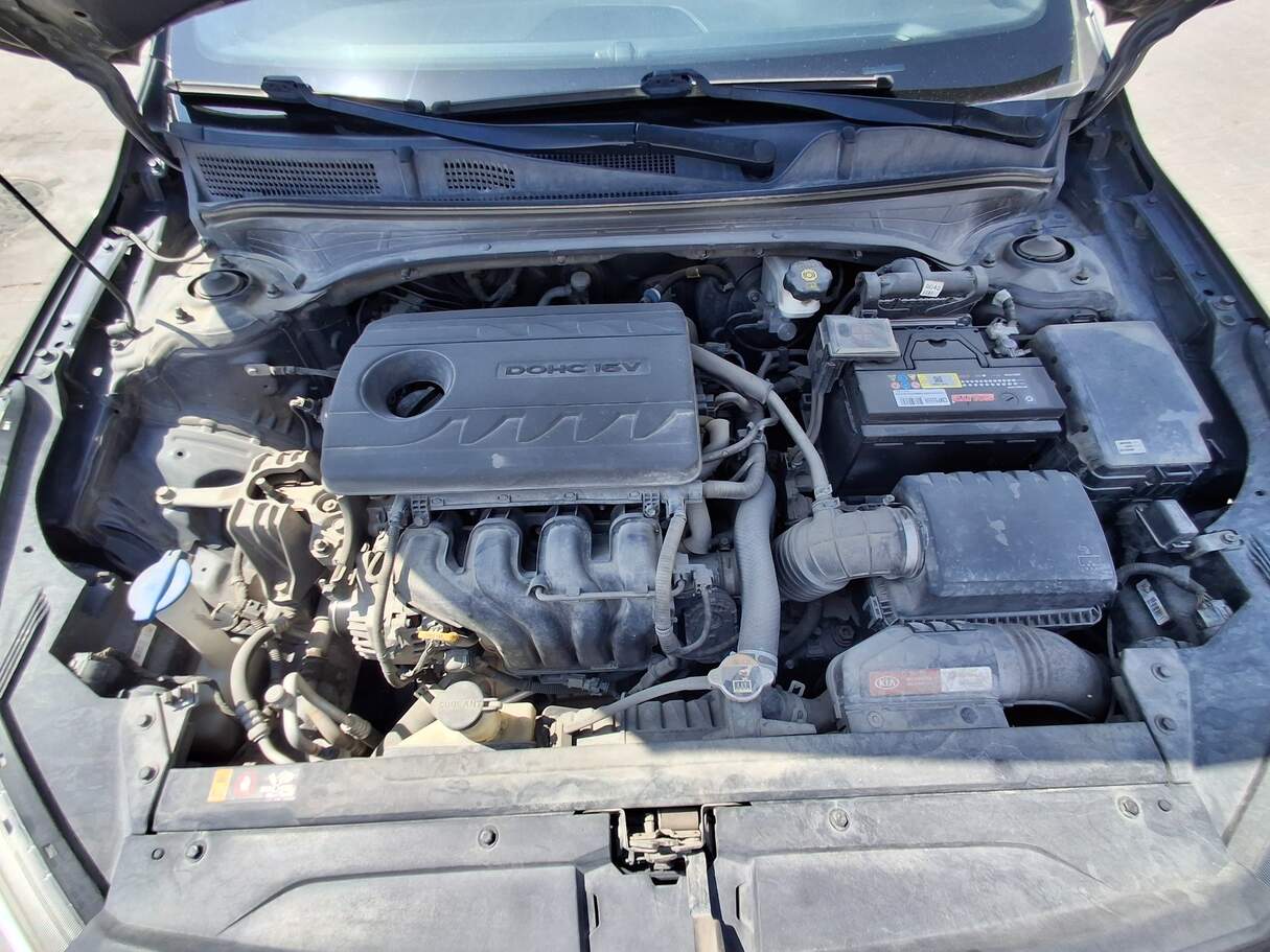 Car image 28