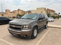 Used 2013 Chevrolet Suburban for sale in Riyadh