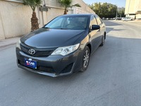 Used 2015 Toyota Camry for sale in Riyadh