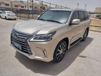 مستعمله 2018 لكزس LX570 للبيع فى الرياض