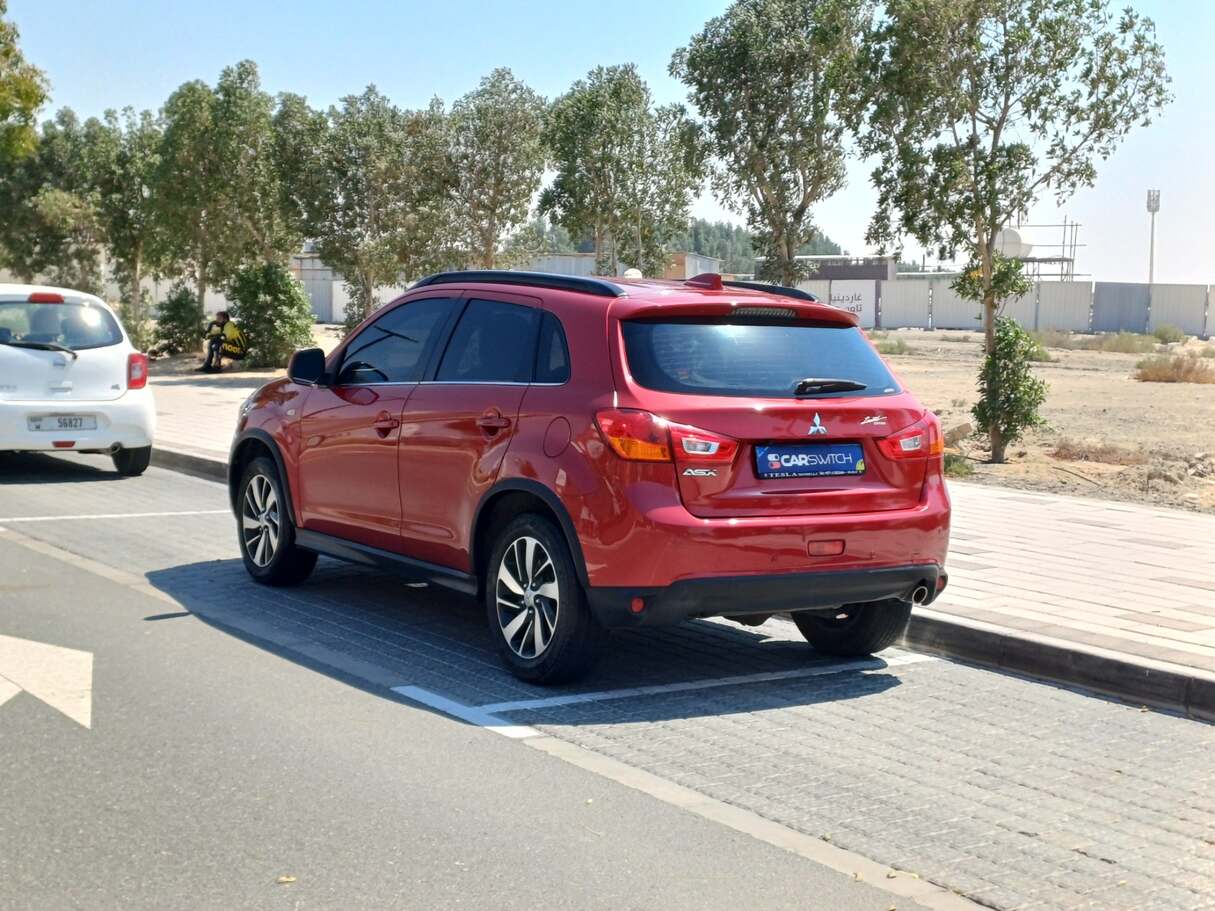 Car image 7