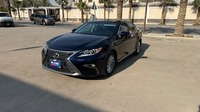 Used 2017 Lexus ES350 for sale in Riyadh