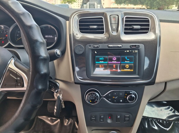 Car image 16