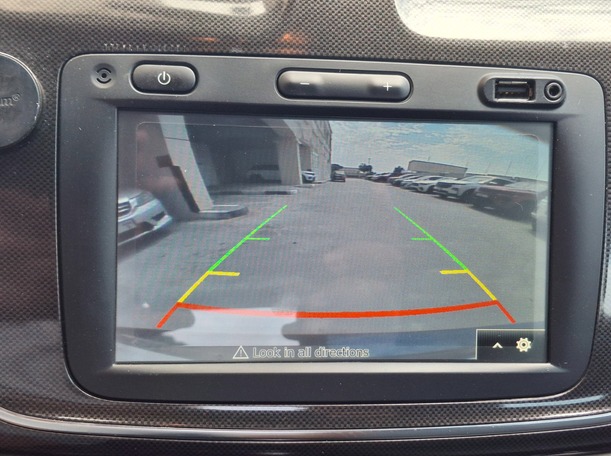 Car image 23