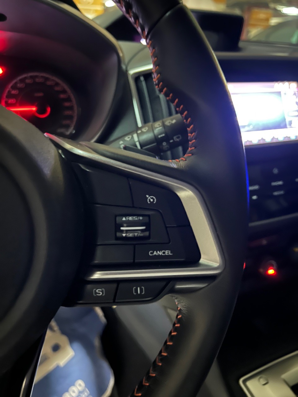 Car image 23