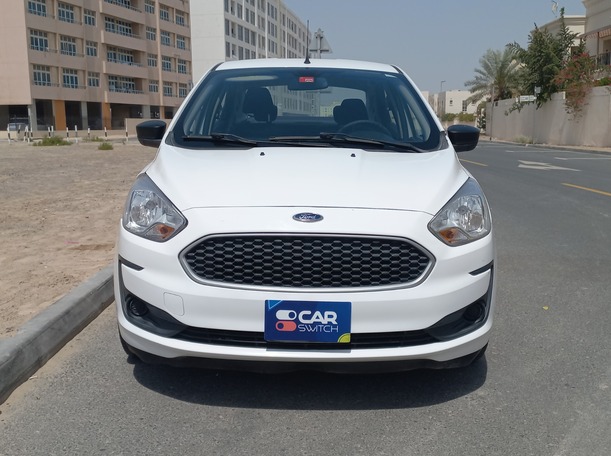 Car image 2