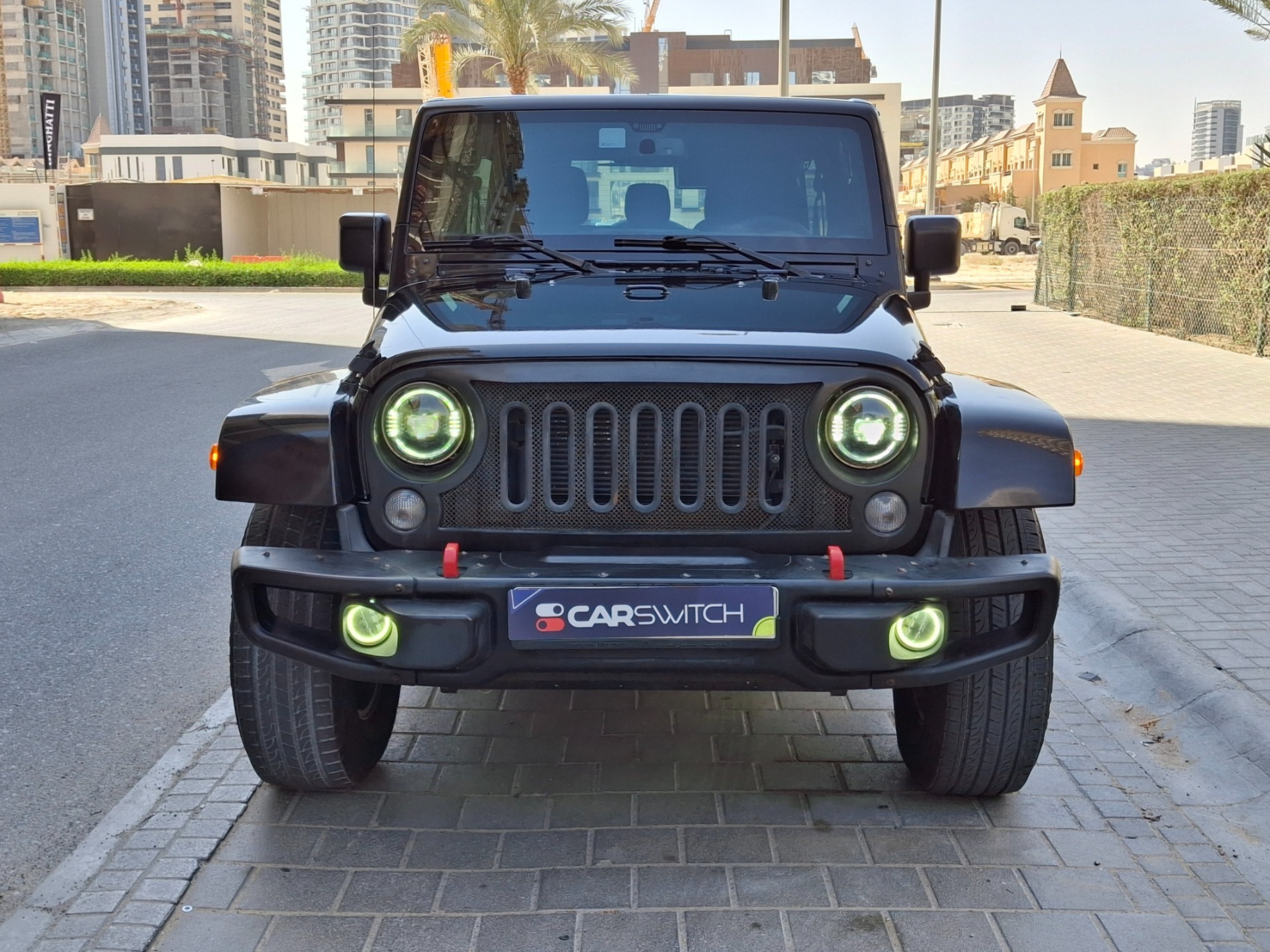 Car image 2