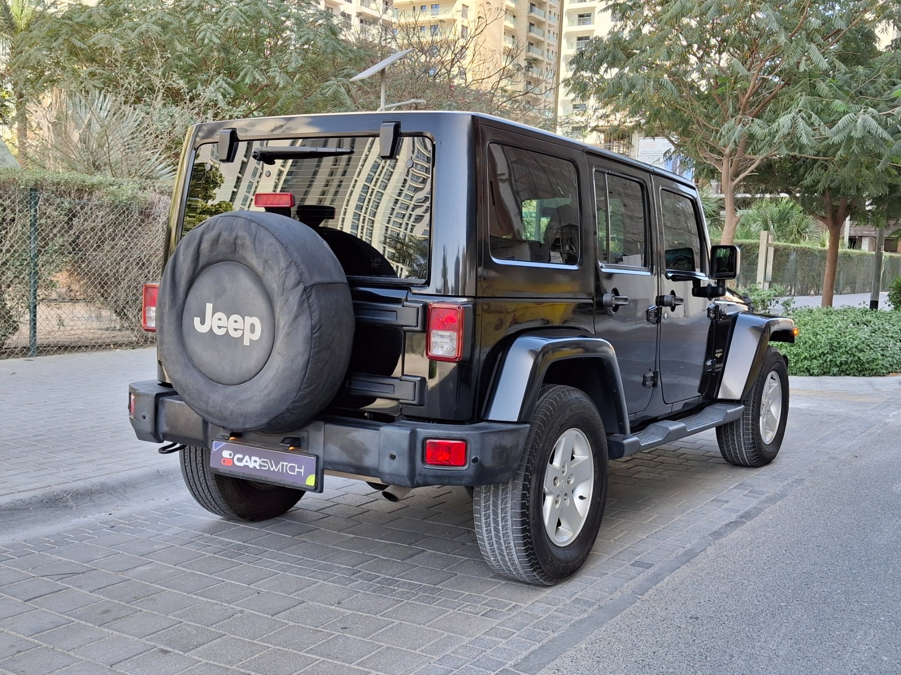 Car image 5