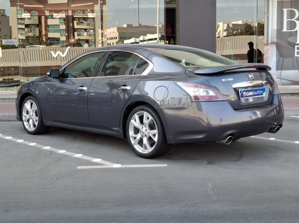 Car image 7