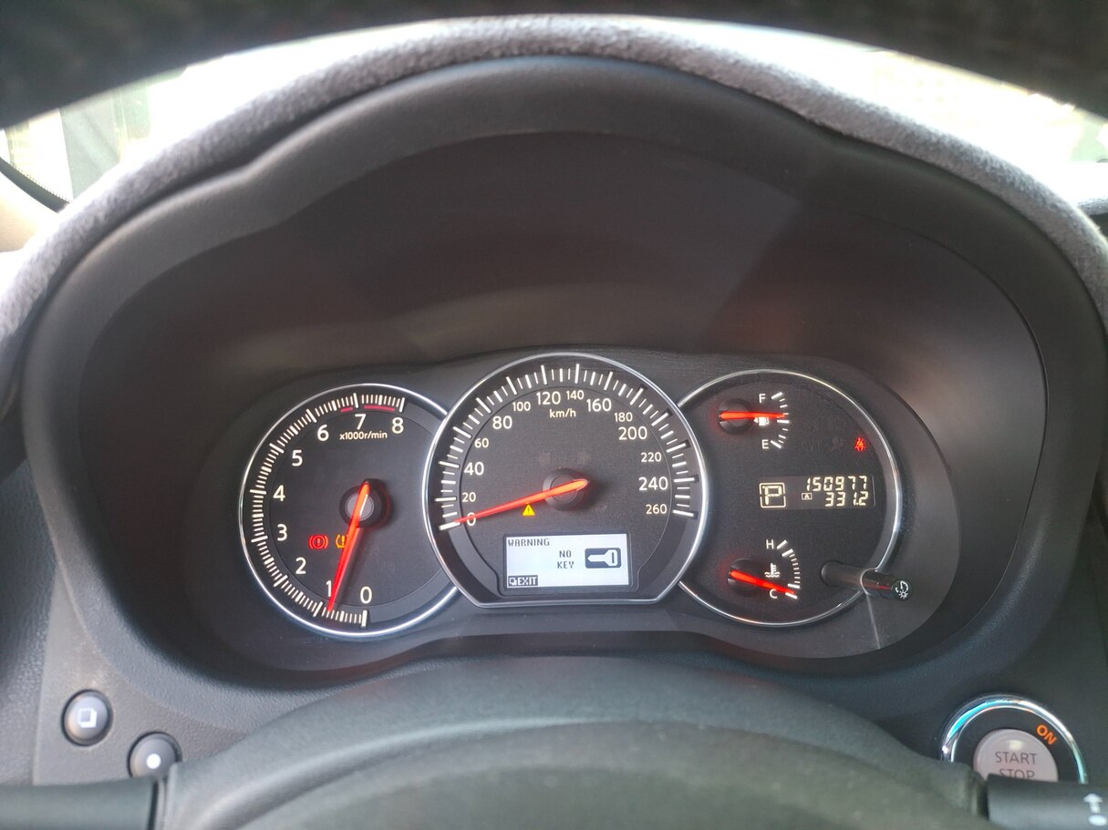 Car image 19