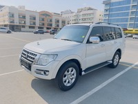 Used 2016 Mitsubishi Pajero for sale in Dubai