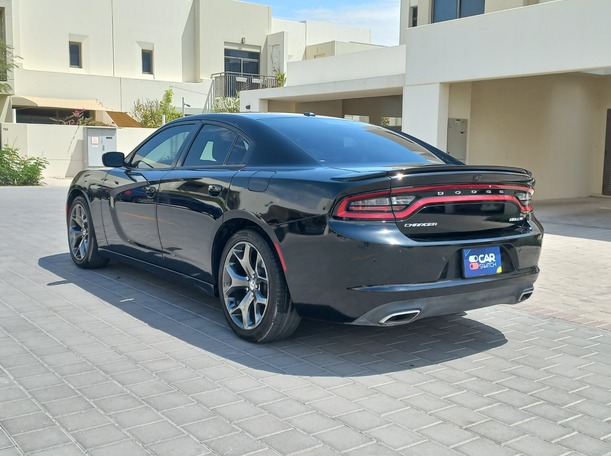Car image 7