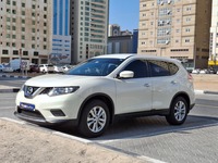 Used 2015 Nissan X-Trail for sale in Sharjah