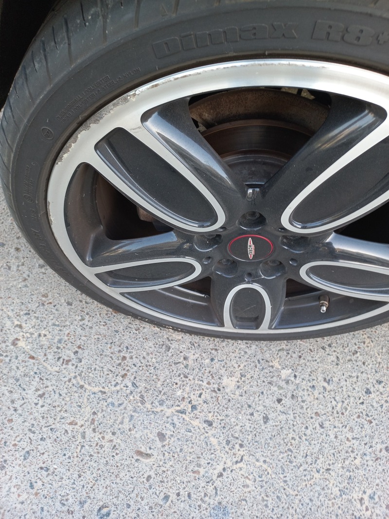 Used 2020 MINI Cooper for sale in Abu Dhabi