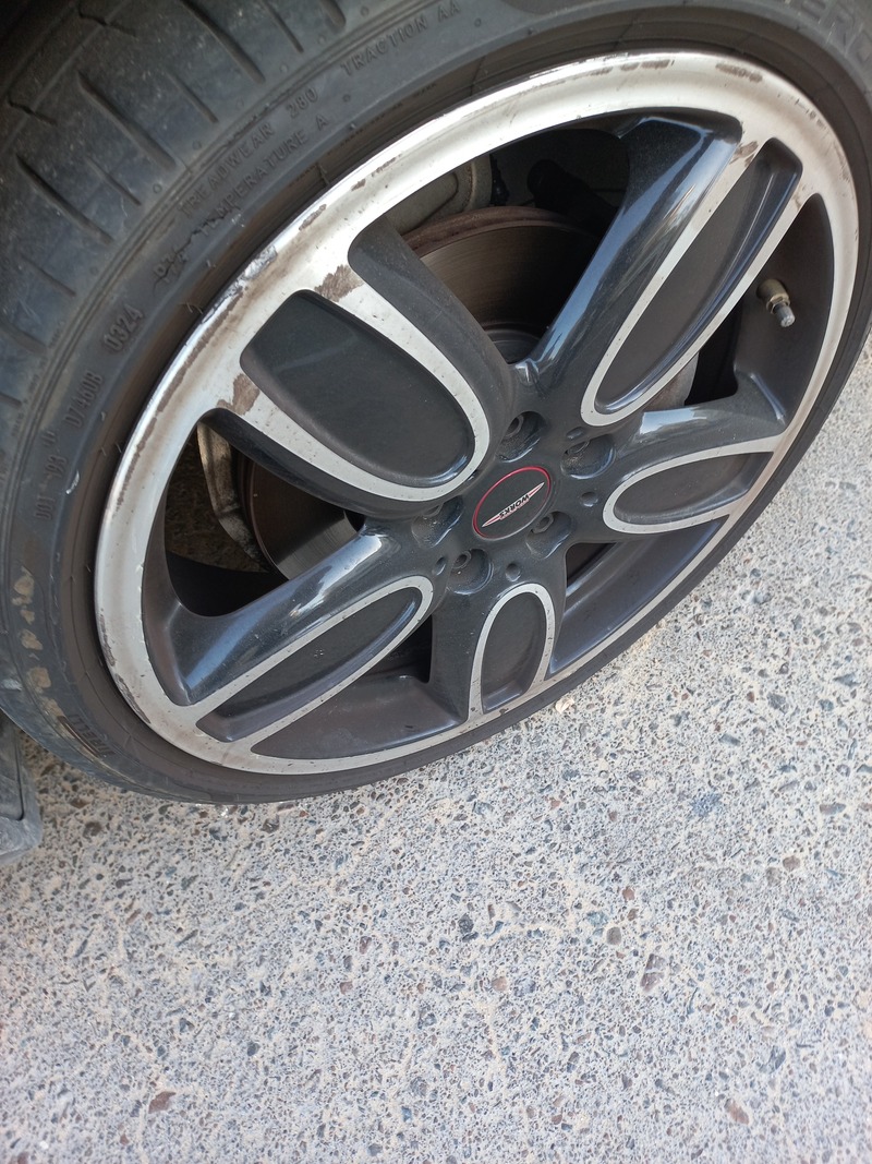 Used 2020 MINI Cooper for sale in Abu Dhabi