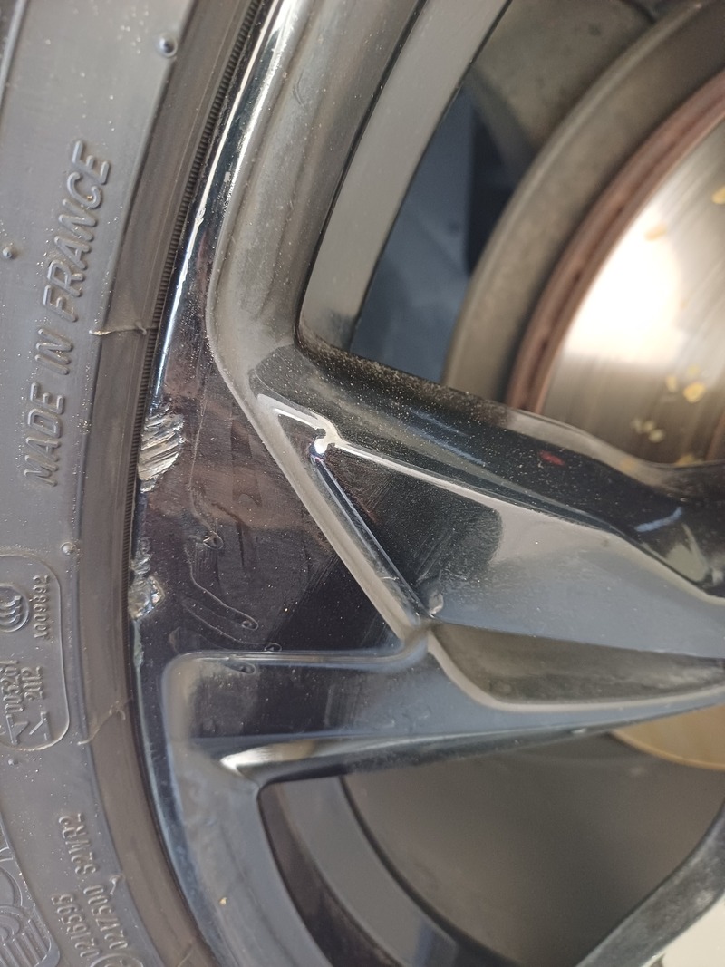 مستعمله 2020 فولفو XC90 للبيع فى دبي