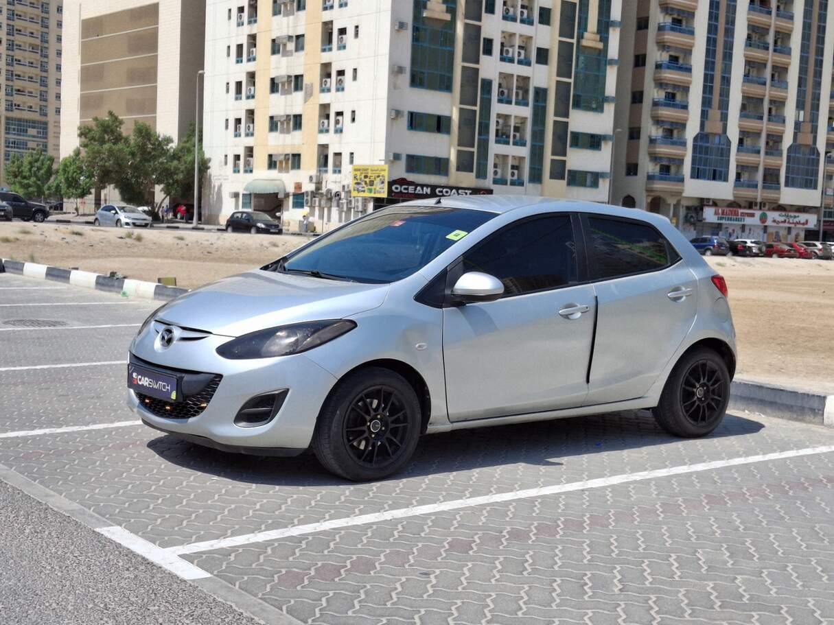 Car image 1