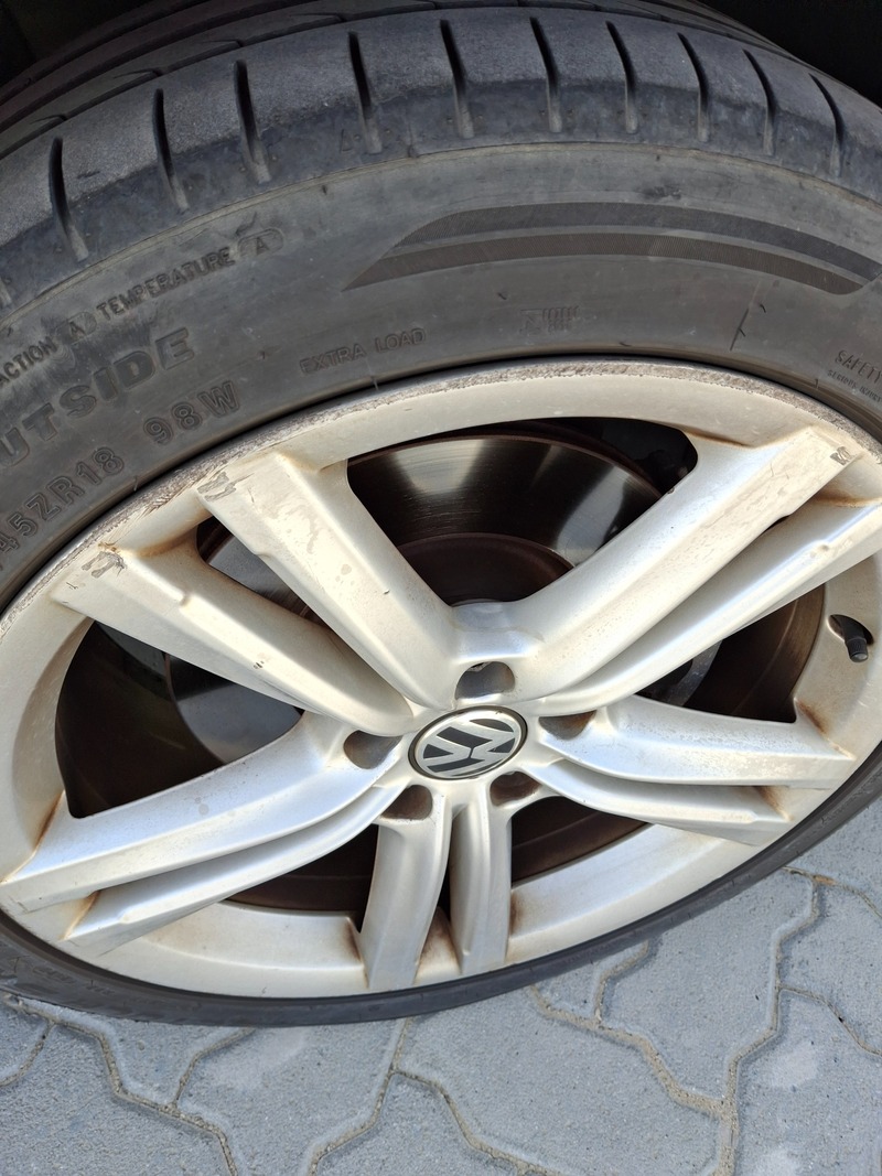 Used 2012 Volkswagen Passat for sale in Dubai