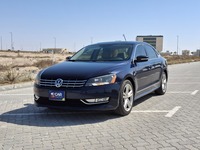 Used 2012 Volkswagen Passat for sale in Dubai