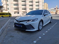 Used 2023 Toyota Camry for sale in Dubai