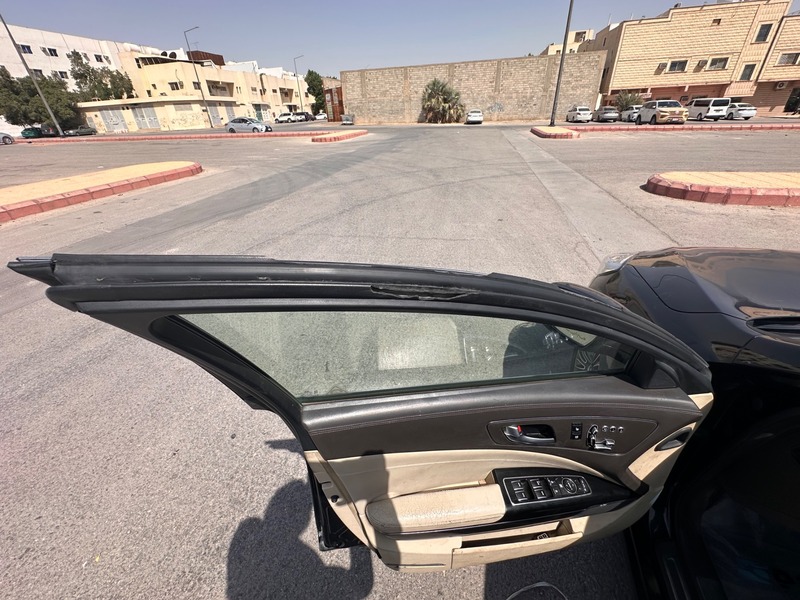 Used 2014 Kia Quoris for sale in Riyadh