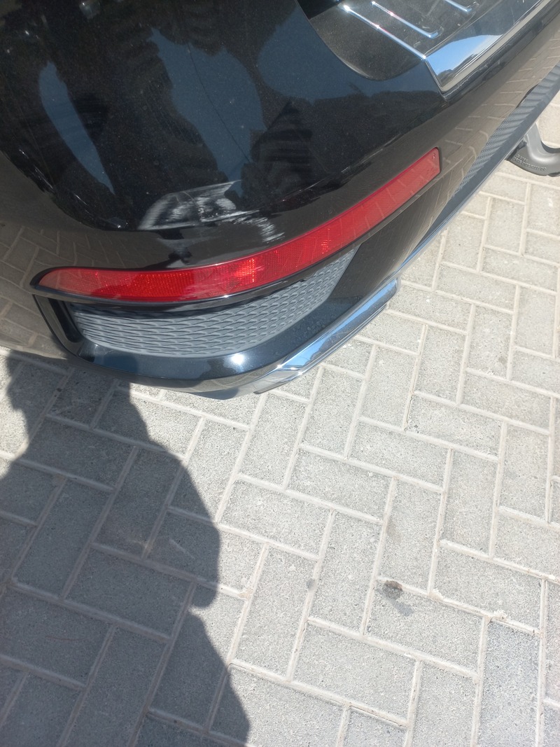 Used 2015 Mercedes GL500 for sale in Abu Dhabi