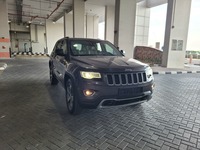 Used 2015 Jeep Grand Cherokee for sale in Abu Dhabi