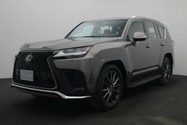لكزس LX600 مستعمله 2023 لكزس LX600 للبيع فى أبوظبي