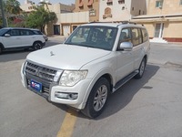 مستعمله 2016 ميتسوبيشي باجيرو للبيع فى الرياض