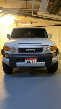 Used 2022 Toyota FJ Cruiser for sale in Abu Dhabi