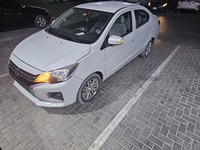 مستعمله 2021 ميتسوبيشي اتراج للبيع فى عجمان
