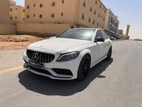 مستعمله 2017 مرسيدس C300 للبيع فى الرياض