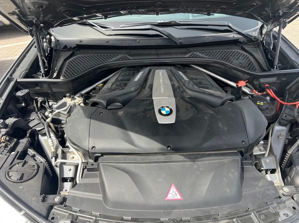 Car image 35