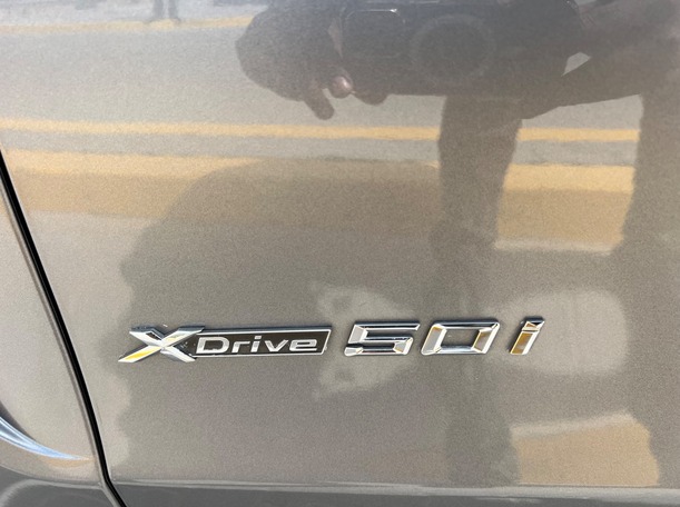 Car image 34